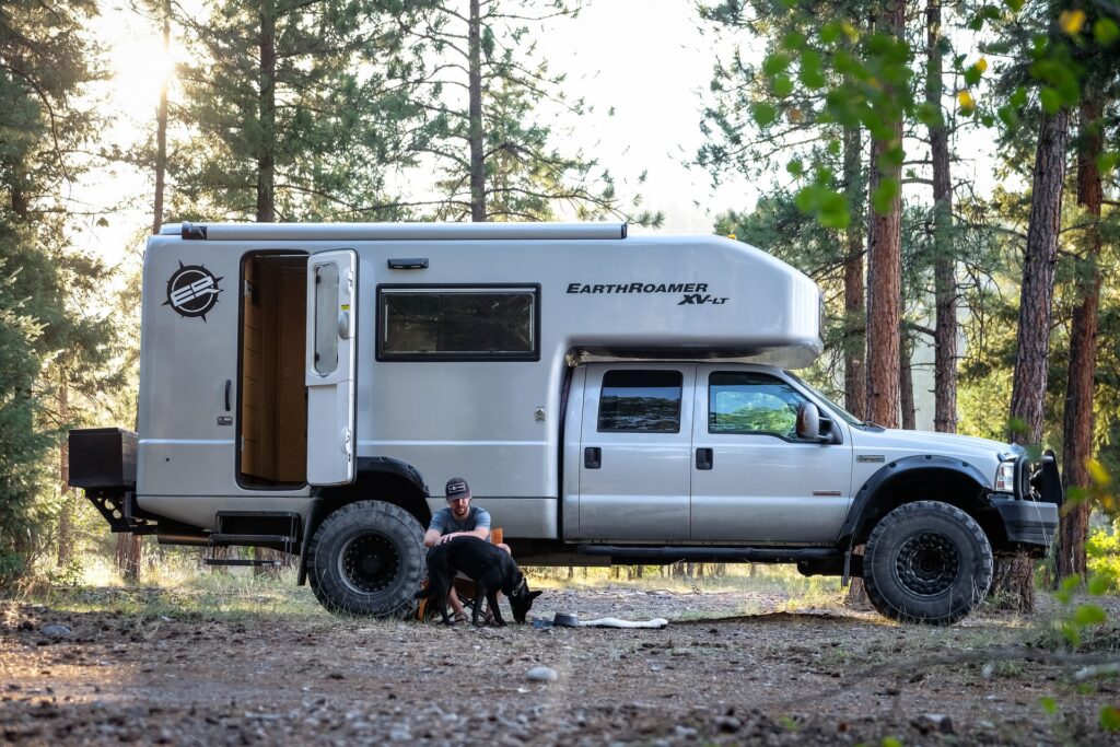 rv travel with dogs 